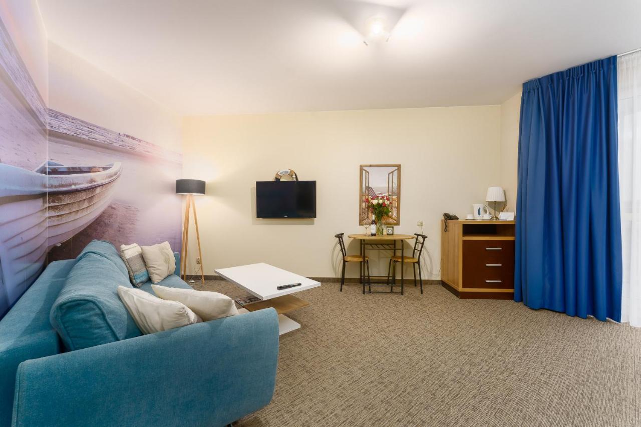 Apartamenty Prywatne W Hotelu Przy Plazy Diva コウォブジェク エクステリア 写真